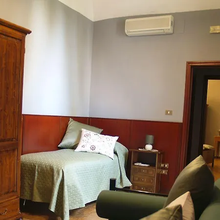 Bed & Breakfast Domus Angela Trani