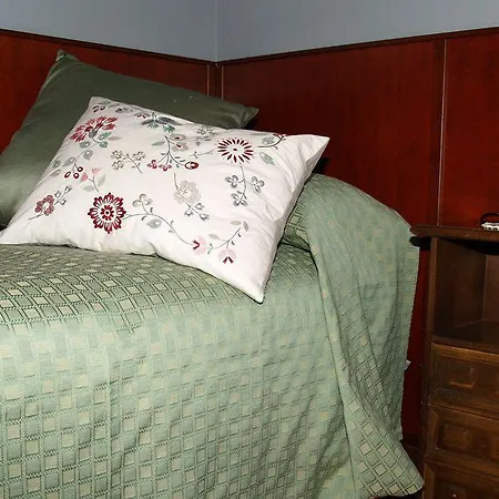 Domus Angela Bed & Breakfast