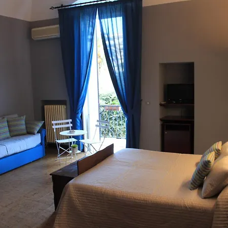 Bed & Breakfast Domus Angela Trani